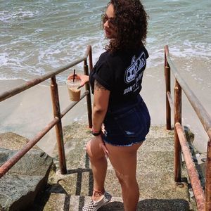 Meet your Posher, Sydney